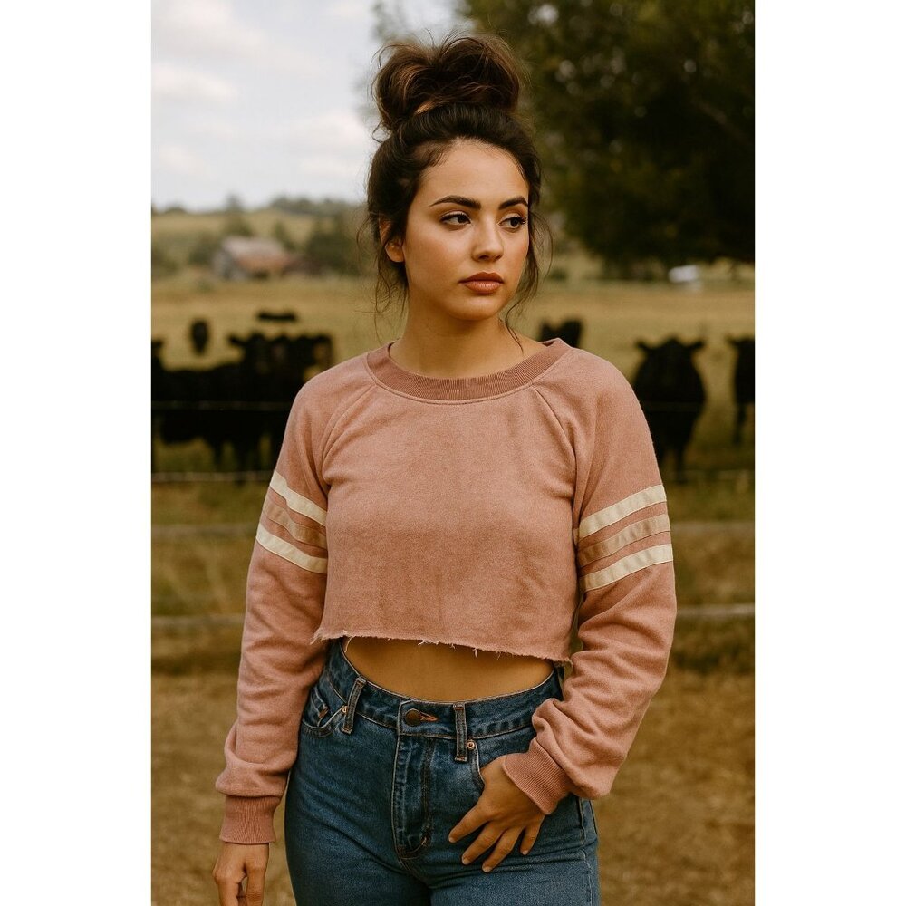 Socialite XS Long Sleeve Lightweight Shirt Crop Top Sporty Sweatshirt Pullover